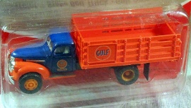 cmw_chevy4146stakebedtruck_gulfoil_g